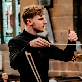 Conductor Connor Lyster with the New Sinfonia. cr Stephen Cain