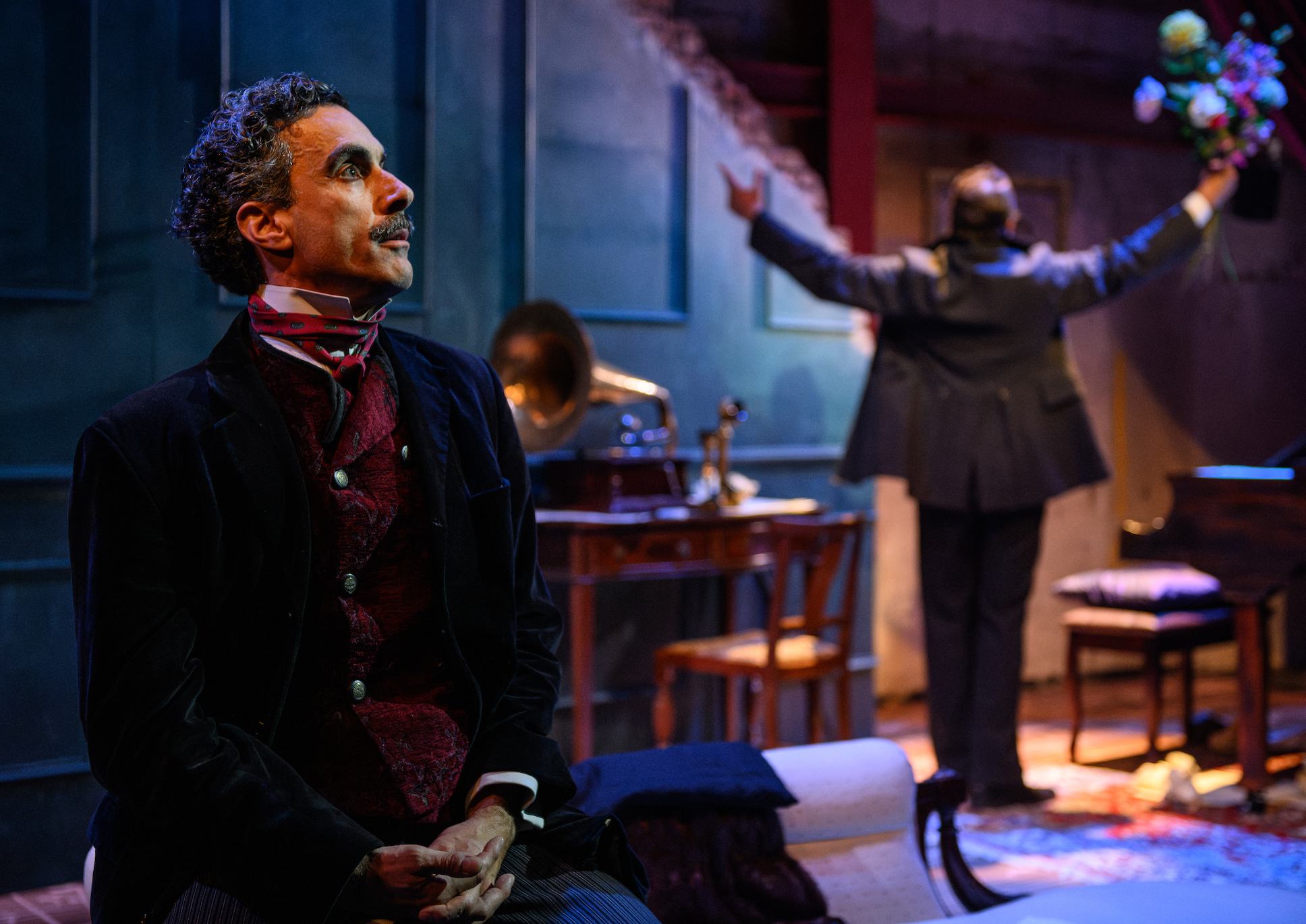 Sebastien Torkia as Puccini, Alasdair Buchan as Leoncavallo in That Bastard, Puccini!