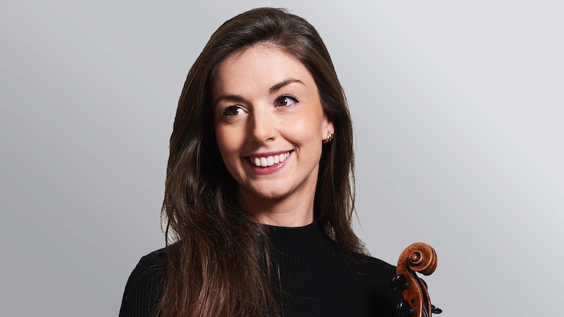 Violinist Amy Tress Violinist Amy Tress