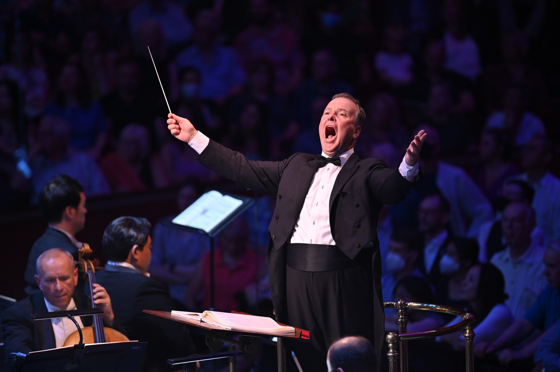 Sakari Oramo conducting Verdi's Requiem