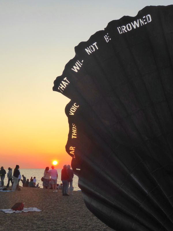 Solstice sunrise on Aldeburgh Beach