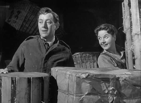 Man White Suit Guiness Vida Hope