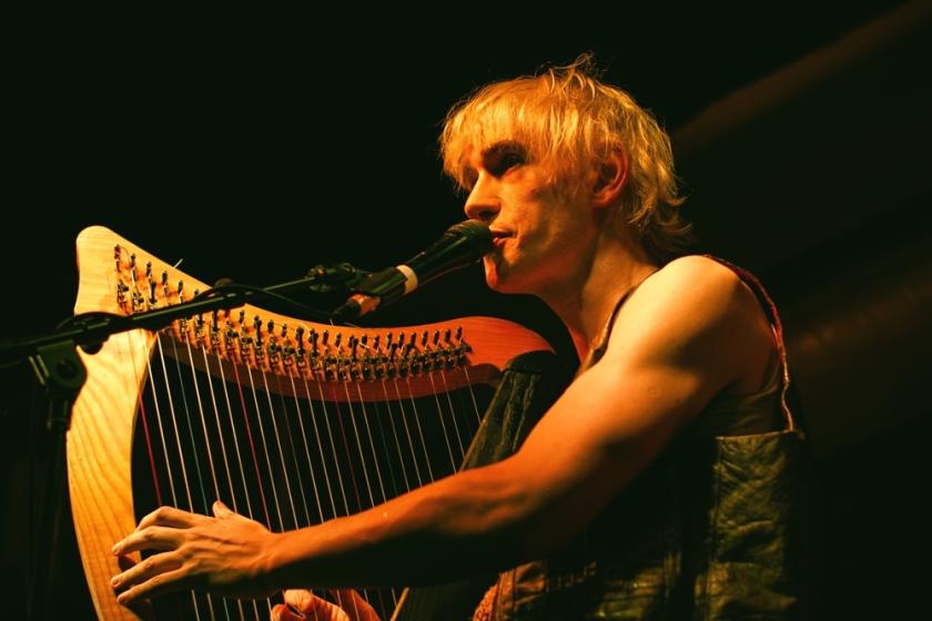 Patrick Wolf gets to grips with his Celtic harp at Rough Trade East