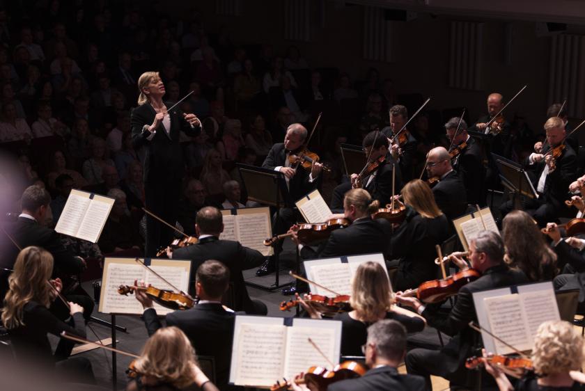 iration songs: Kerri-Lynn Wilson and the UFn