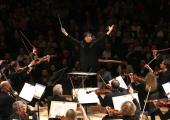Big finish: Kahchun Wong conducting the Hallé