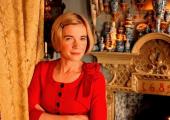Lucy Worsley: Engaging and jolly, and a tiny bit like Queenie in 'Blackadder'