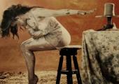 Eva Yerbabuena: The disconcerting sight of a woman slapping clay over herself