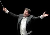 Andrew Litton conducting this year's Prom on 16 August