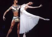 Sergei Filin with Svetlana Zakharova in The Pharaoh's Daughter at the Bolshoi
