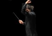 Jurowski conducting the LPO at last year's Prom