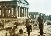 Stravinsky and Craft wandering in Paestum