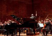 Pavel Kolesnikov in Britten's Piano Concerto with John Wilson and the Sinfonia of London