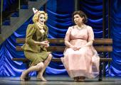 Beating hearts, different outlooks: Jennifer France as Zerbinetta and Natalya Romaniw as Ariadne