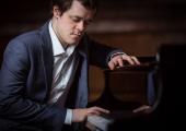 Benjamin Grosvenor: waterfalls of notes, shining tone and no nonsense