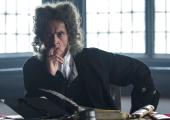 Peter Capaldi (in unfeasible wig) as prosecutor Dolben