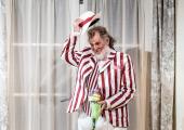 Sir John in Love: Robert Hayward (Falstaff) is the big-bellied heart of the drama