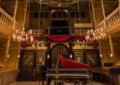 Trevor Pinnock by candlelight at the Sam Wanamaker Playhouse