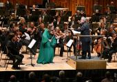 Janine Janson, Antonio Pappano and members of the London Symphony Orchestra in Britten's Violin Concerto