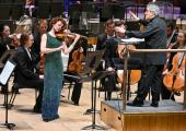 Carolin Widmann, Antonio Pappano and the LSO in Bernstein's 'Serenade'