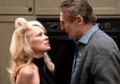 True romance: Pamela Anderson as Beth Davenport, Liam Neeson as Frank Drebin Jr