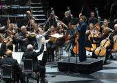 Violinist Tobias Feldmann, Anja Bihlmaier and the BBC Philharmonic in Beethoven's Violin Concerto