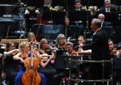 Senja Rummukainen, Sakari Oramo and the BBC Symphony Orchestra in Elgar's Cello Concerto
