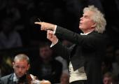 Sir Simon Rattle pushed the Berlin Philharmonic beyond their comfort zone