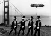 The Residents hang out at Golden Gate Bridge in 1979. Is Homer Flynn one of them?