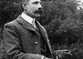 Elgar consciously manipulated the public image of the country gent; but the truth was very different