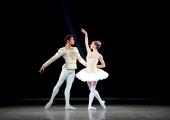 Marianela Nuñez and Thiago Soares in 'Diamonds'