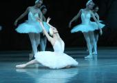 Uliana Lopatkina in the Mariinsky's 'Swan Lake'