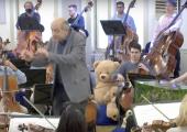 Mahlerian fun for Budapest fish, bears and humans