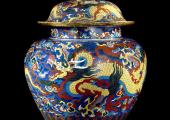 Cloisonné enamel jar and cover with dragons, Xuande mark and period (1426-1435), Beijing