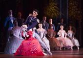 Happily married: Marianela Nuñez's Tatiana shows real affection for Ryoichi Hirano's Prince Gremin