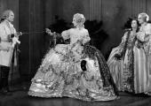 Rosenkavalier rewritten: the Feldmarschall (Paul Hartmann) restrained by his wife (Huguette Duflos) while Sophie (Elly Felicie Berger) and Octavian (Jaque Catelain) look on