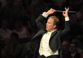 Sakari Oramo conducting the BBC Symphony Orchestra: inspired choice of Chief Conductor