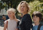 Wild at heart: Jule (Ophélia Kolb) and her three children