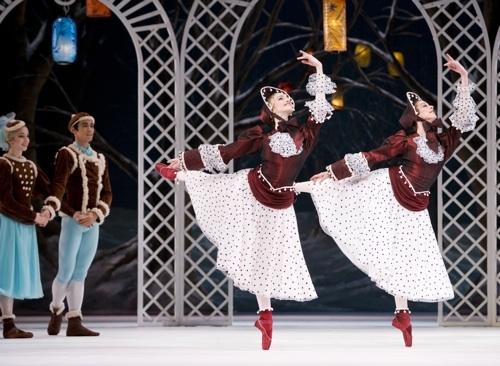 Les Patineurs: 'William Chappell’s vintage Quality Street designs alone make it treasurable'