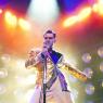 Michael Malarkey as an "easygoing" Elvis
