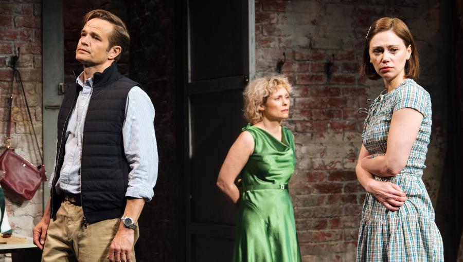 Oliver  Dimsdale as Husband, MyAnna Buring as She, Jill Winternitz as Laurie