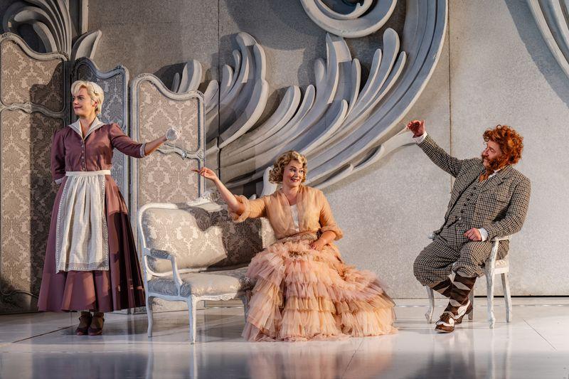 Niamh O'Sullivan as 'Mariandel, Matilda Sorby as the Marschallin and Andreas Bauer-Karnabas as Baron Ochs in Act One