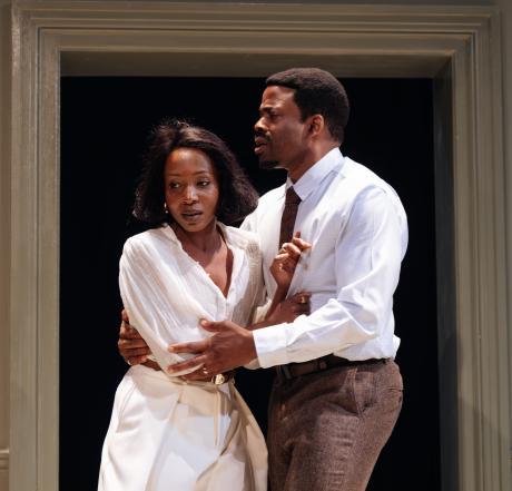 Tamara  Lawrence s Gertrude, Chiké Okwonko as Robert Chiltern