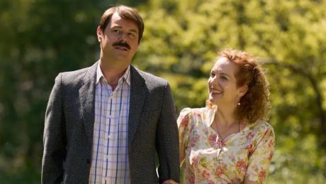 Danny Dyer as Freddie, Katherine Parkinson as Lizzie in Rivals 2