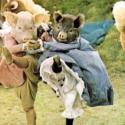 Pigling Bland (Alexander Grant) and his Berkshire sweetheart (Brenda Last) join in the animal tarantella